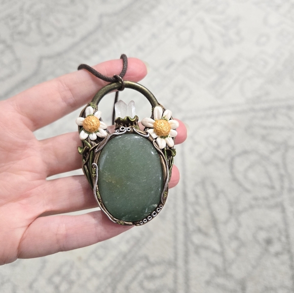 Handmade sculpted clay and aventurine necklace - Picture 5 of 6